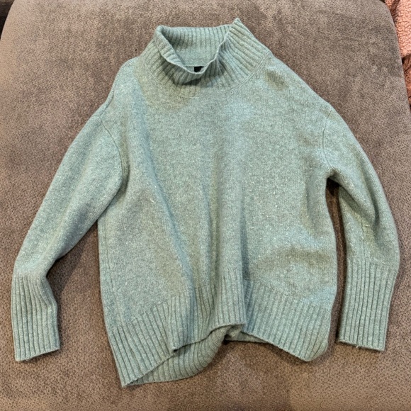 Cynthia Rowley Sweaters - Cynthia Rowley turtleneck sweater